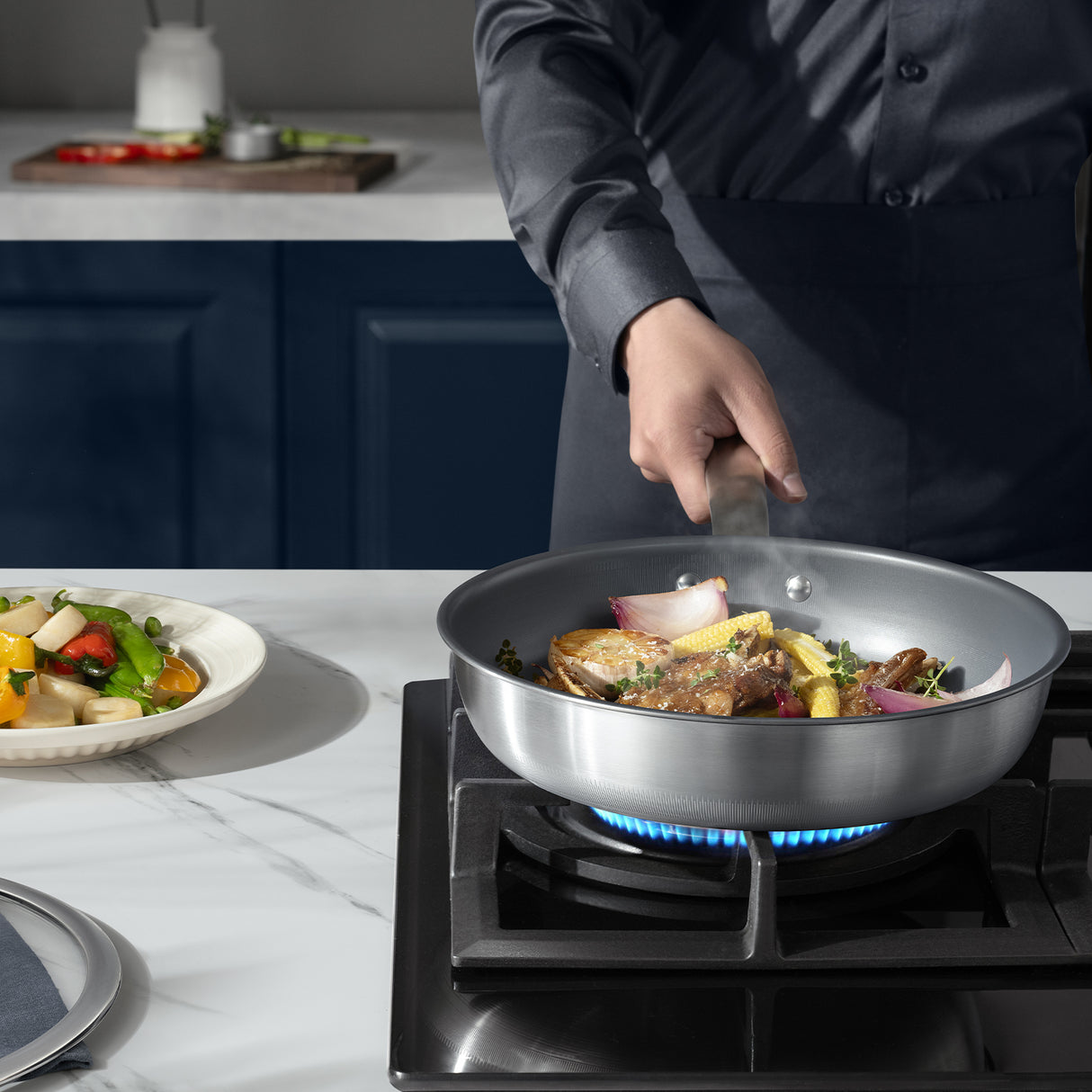 11-Inch Uncoated Titanium Frying Pan with Lid