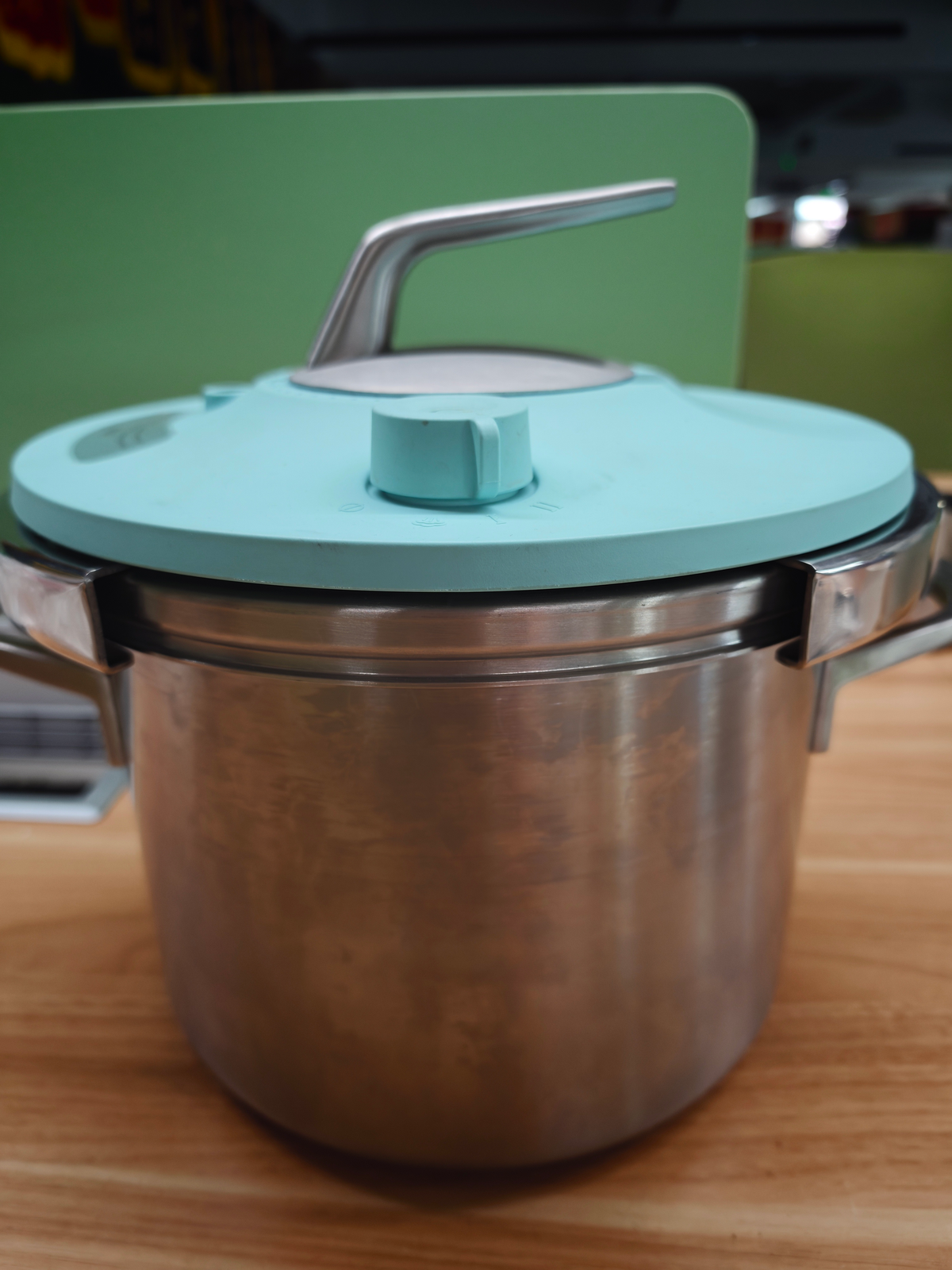CARL MERTENS Stainless Steel Pressure Cooker with Triple Safety Relief Valves